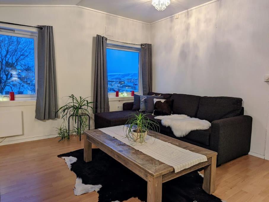 Nice And Quiet Apartment In City Centre Tromsø Exterior foto